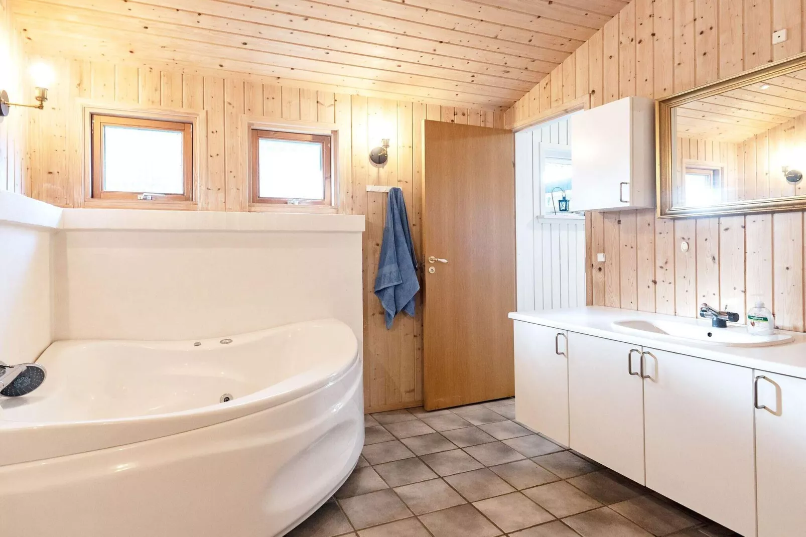 Maison de vacances pour 8 a Roslev-Intérieur