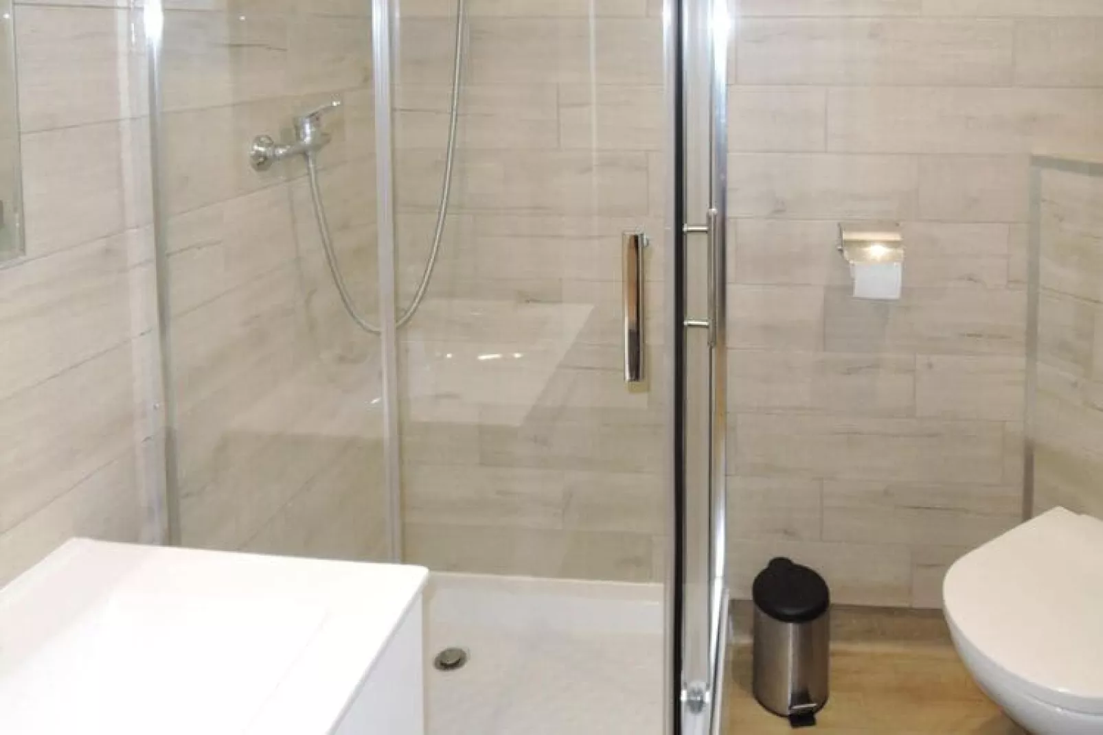 Terraced Houses for 6 persons in Dziwnow-Bathroom
