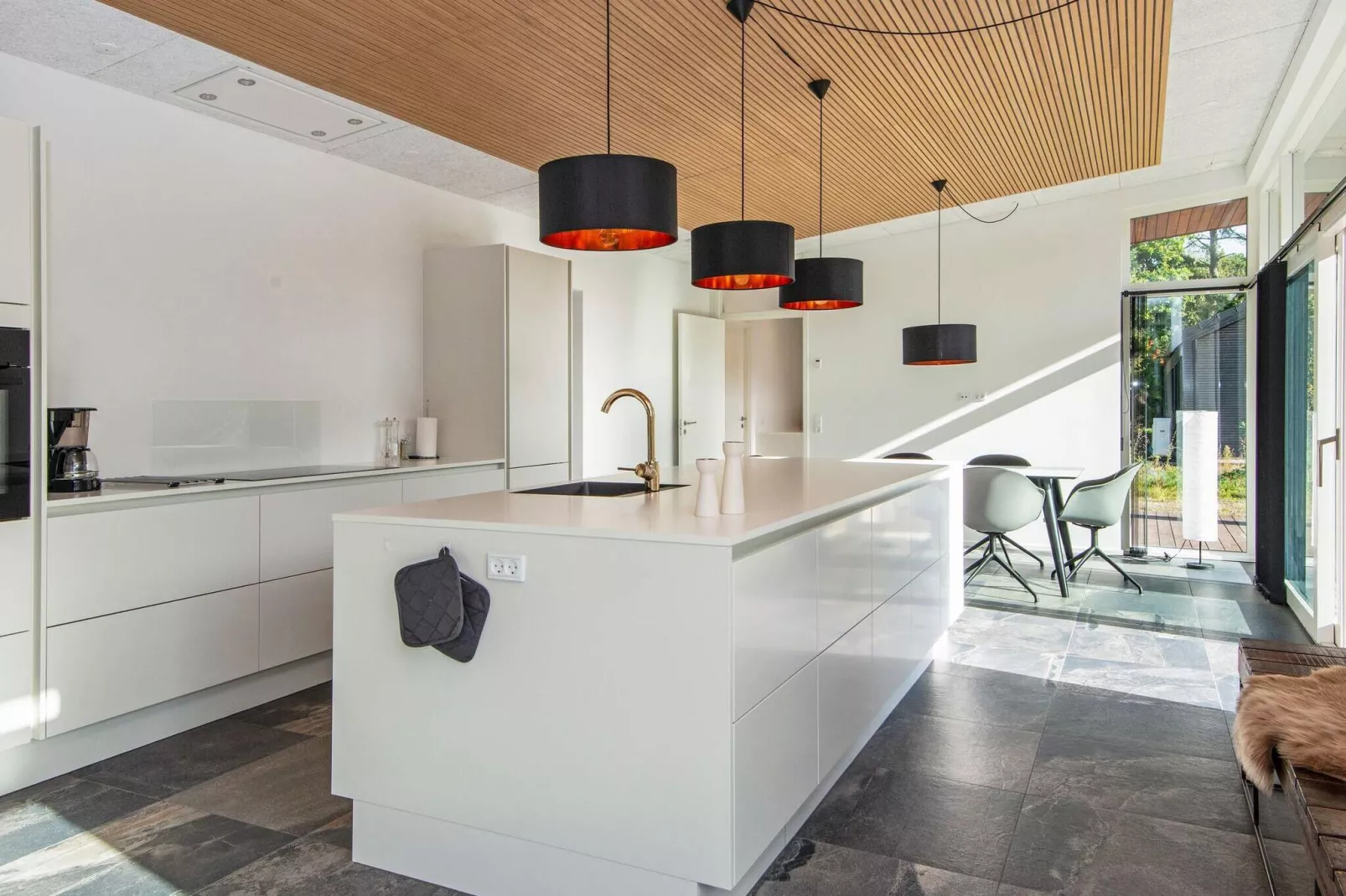8 Personen Ferienhaus in Knebel-By Traum-Innenbereich