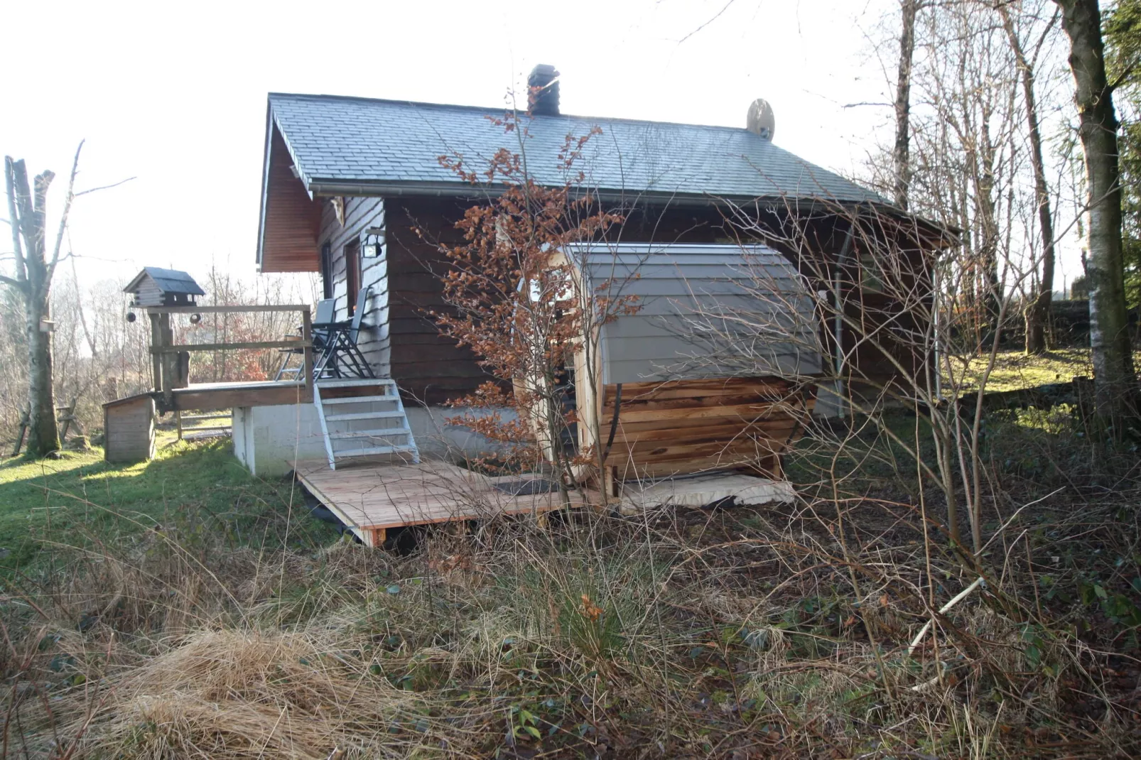 La Cabane-Exterior summer