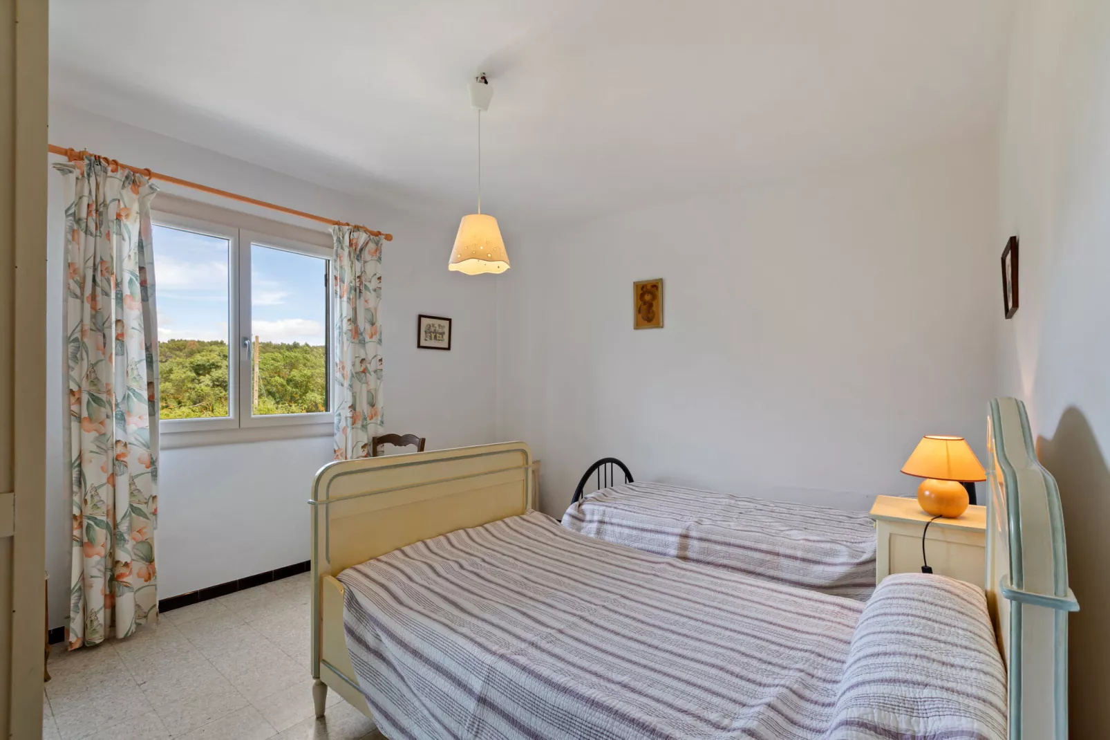LE DALI-Schlafzimmer