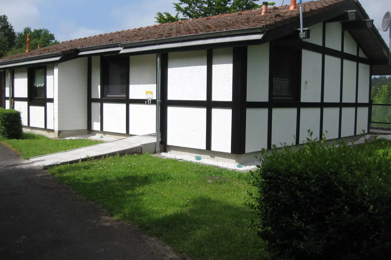 Ronshausen 3-Exterior summer