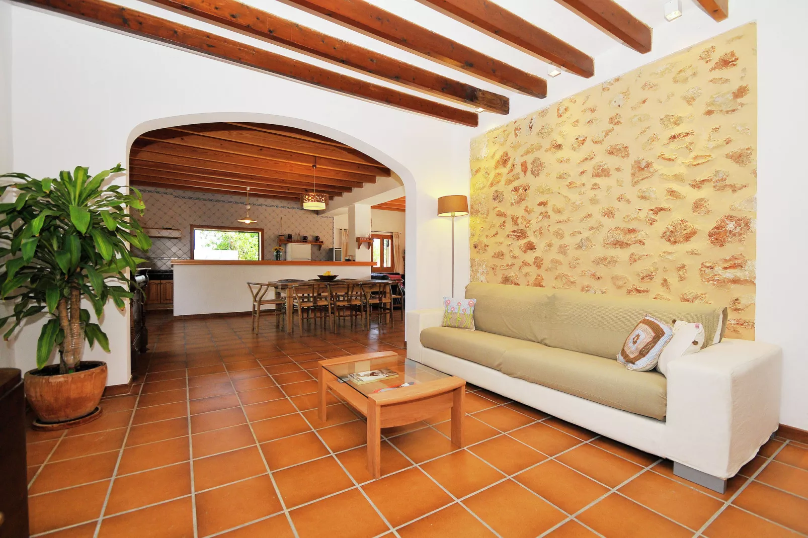 Son Nadal-Living room