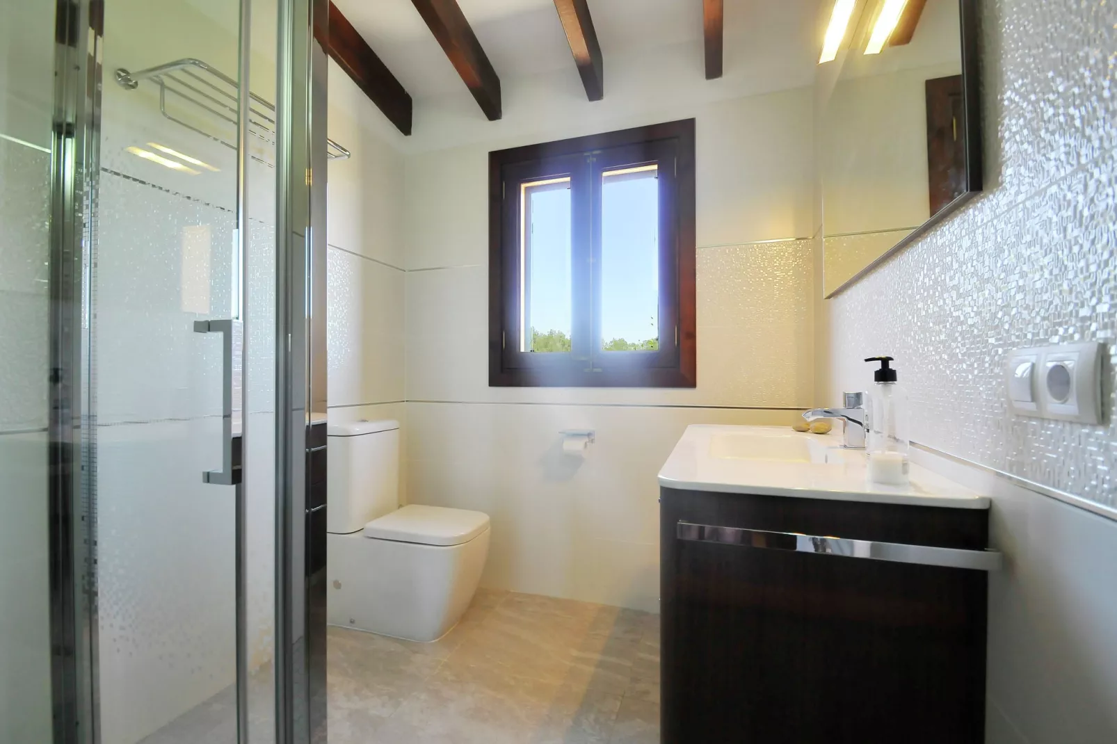 Son Nadal-Bathroom