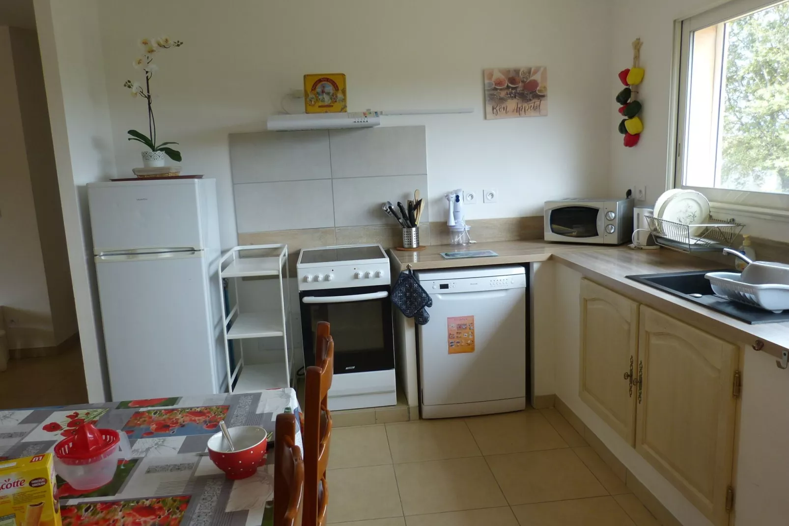 Les Lavandes-Kitchen