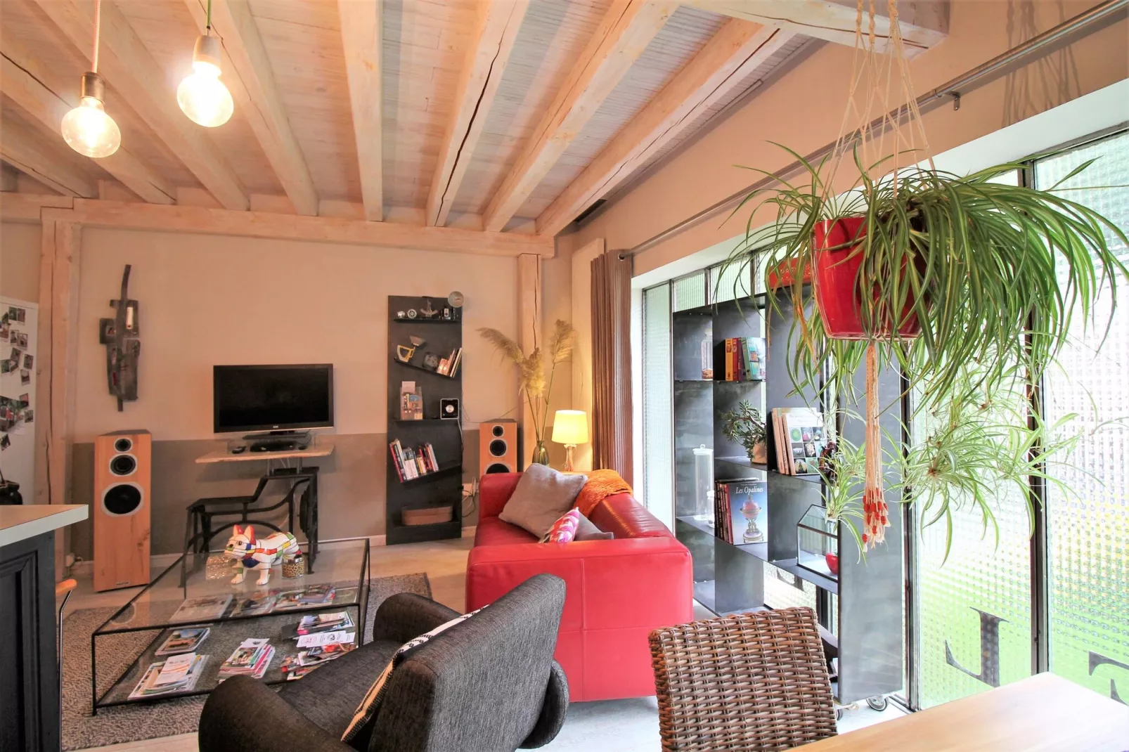 Gîte la Verrerie-Dining room