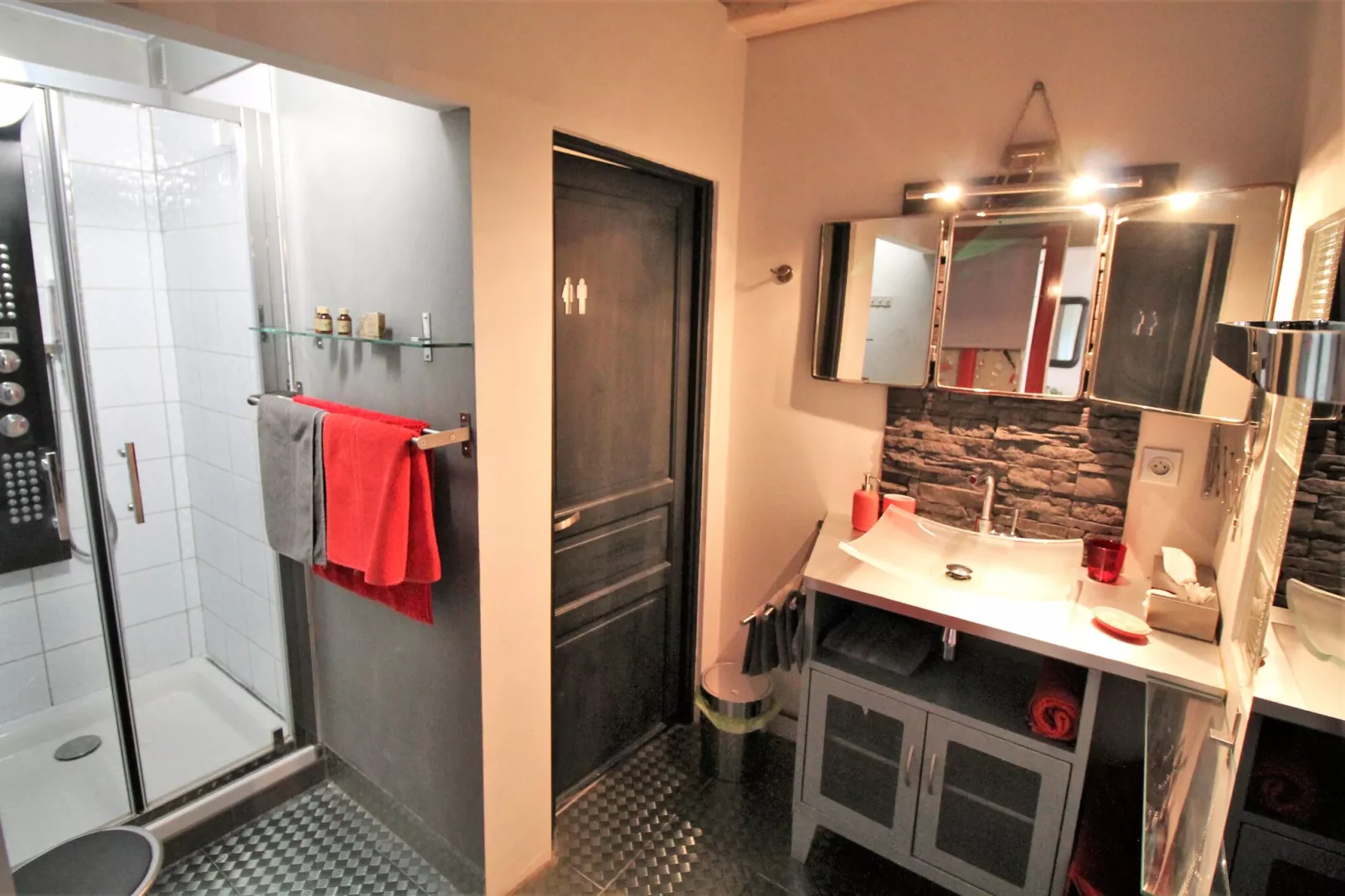 Gîte la Verrerie-Bathroom