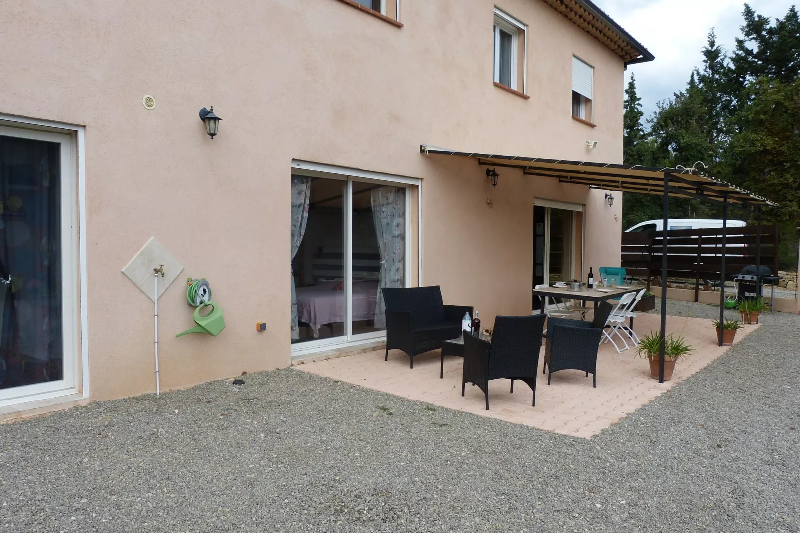 Les Oliviers-Exterior summer