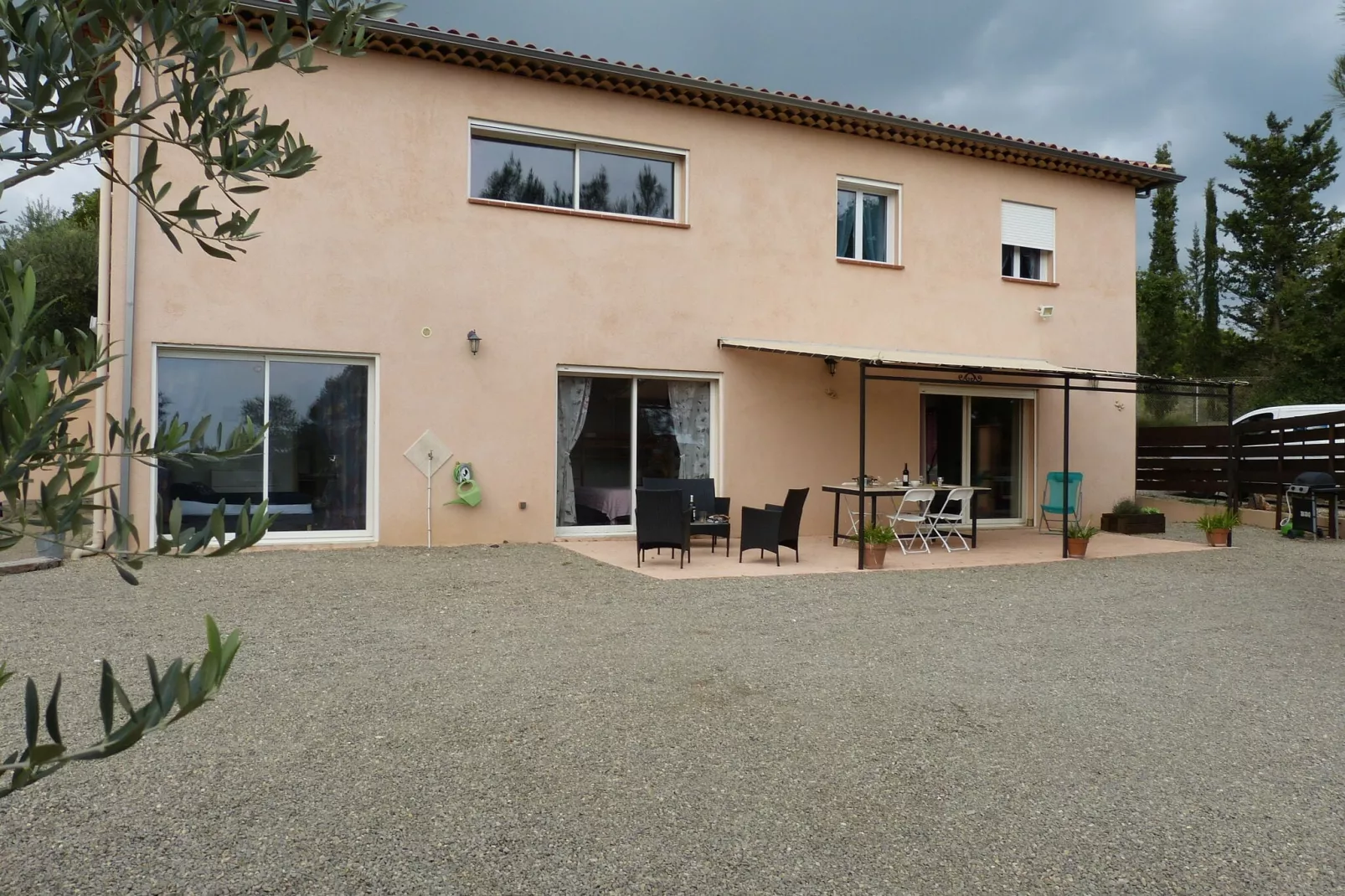 Les Oliviers-Exterior summer