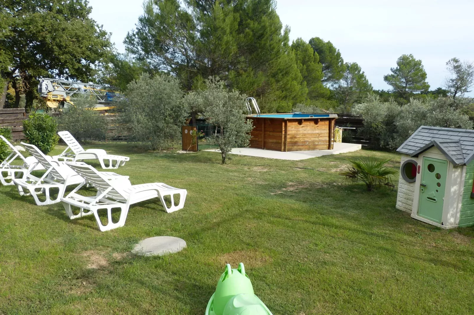 Les Oliviers-Exterior summer