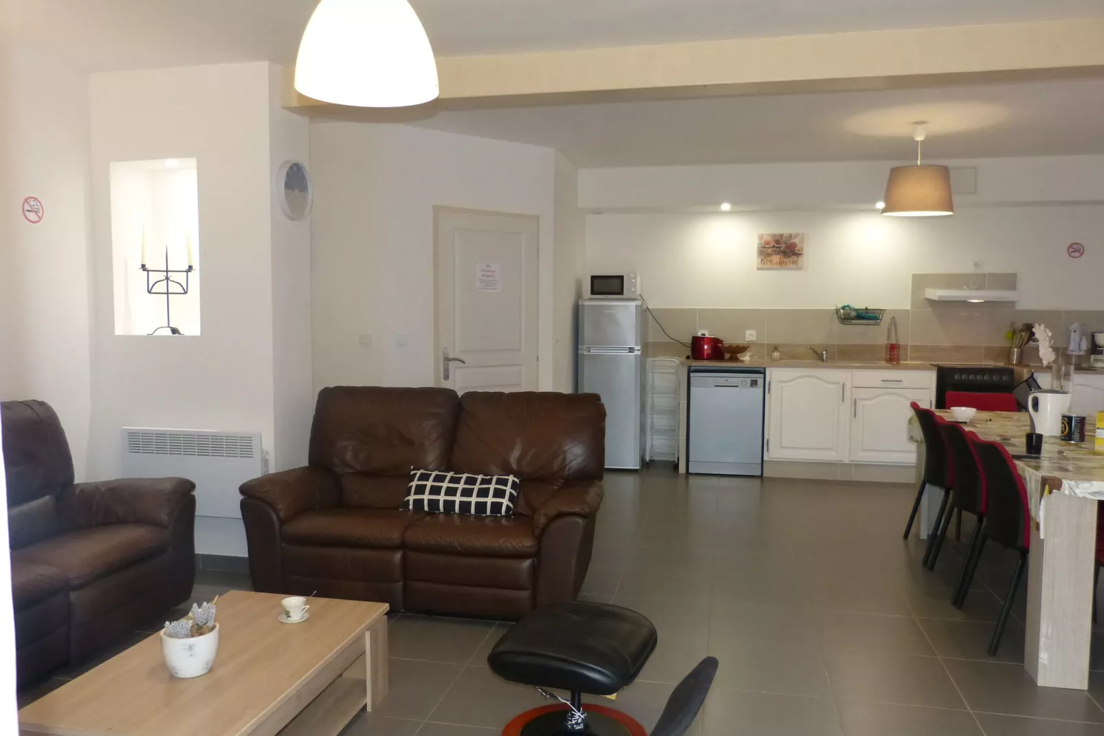 Les Oliviers-Living room