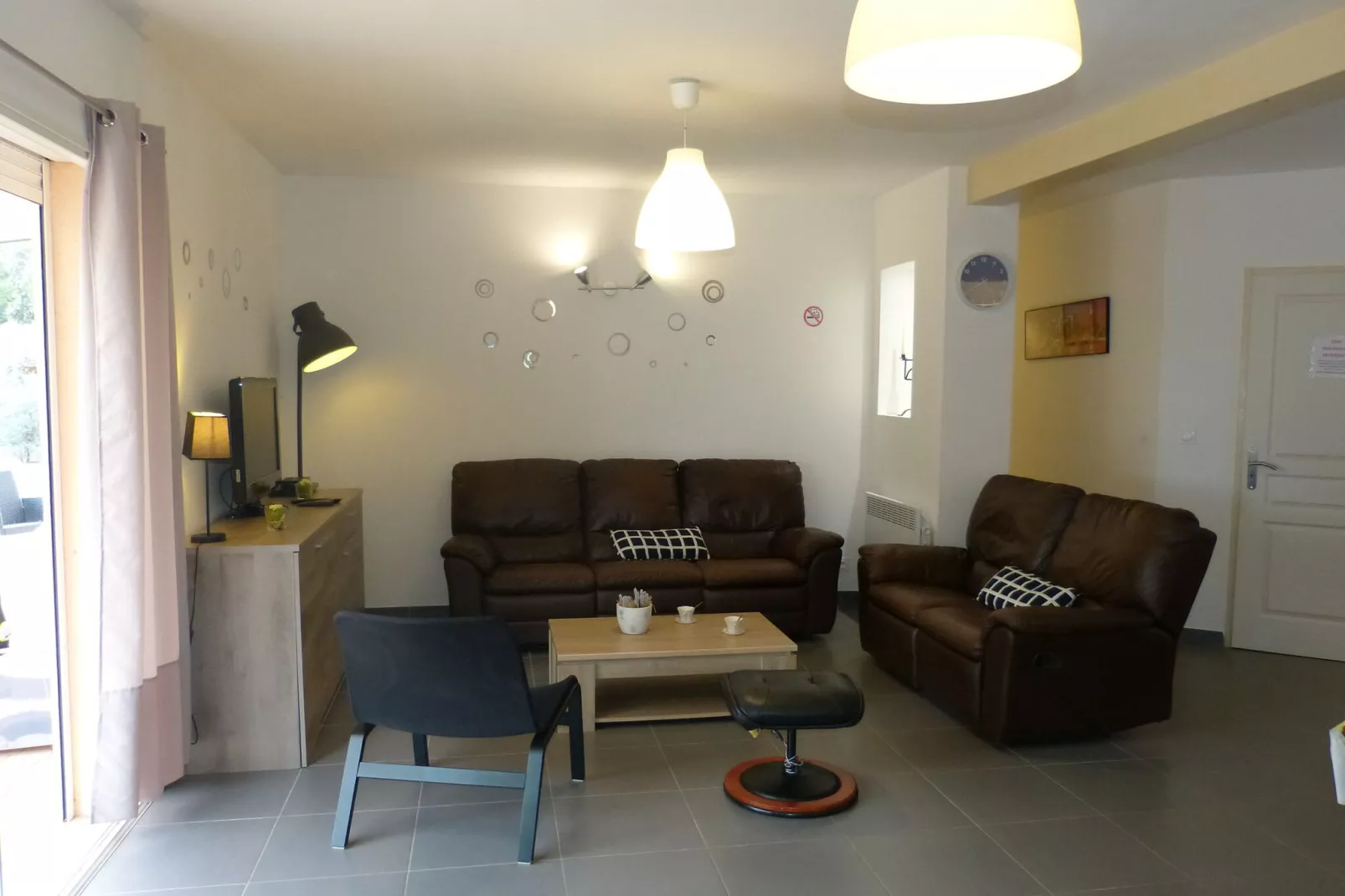 Les Oliviers-Living room