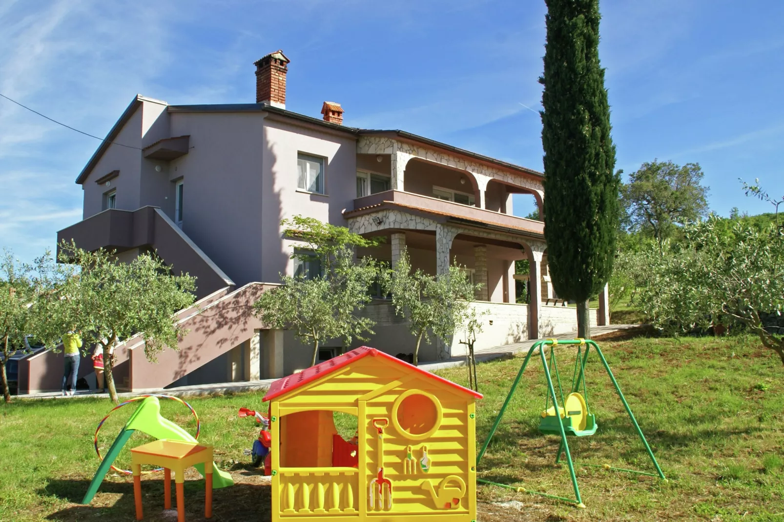 Nikolina-Exterior summer
