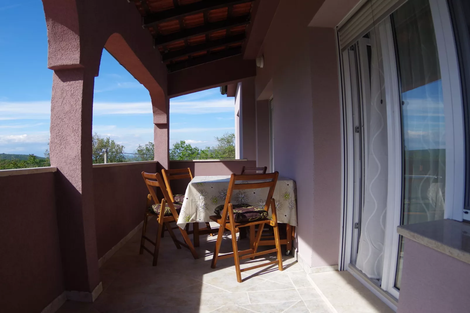 Nikolina-Terrasse/Balkon
