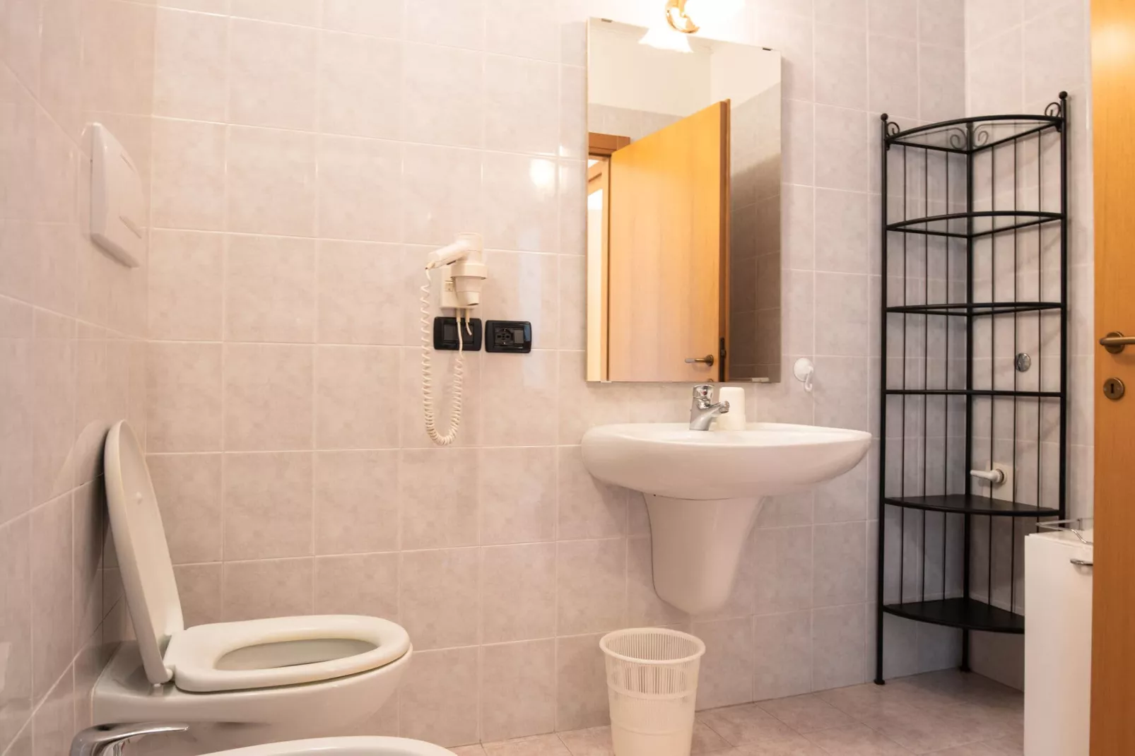 Residence Palafitte, Molina di Ledro-bilo-Bathroom