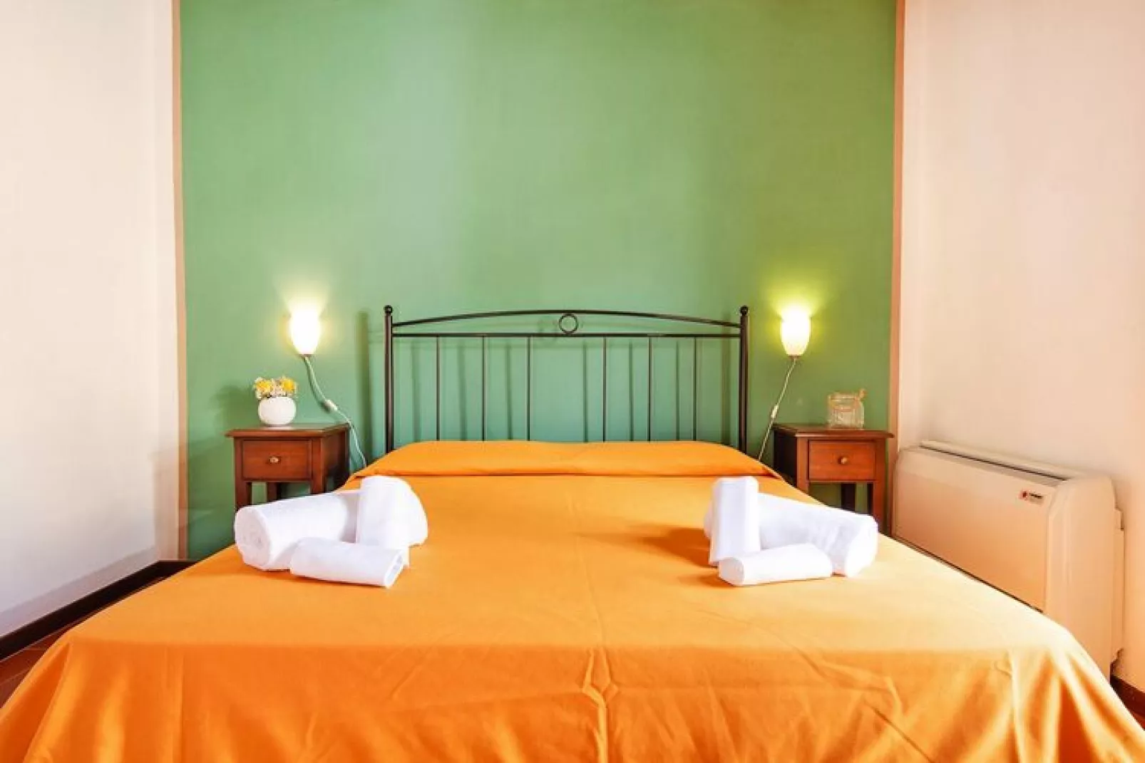Ferienanlage Le Corti di Montepitti Suvereto-bilocale 4 - primo piano - OG-Bedroom