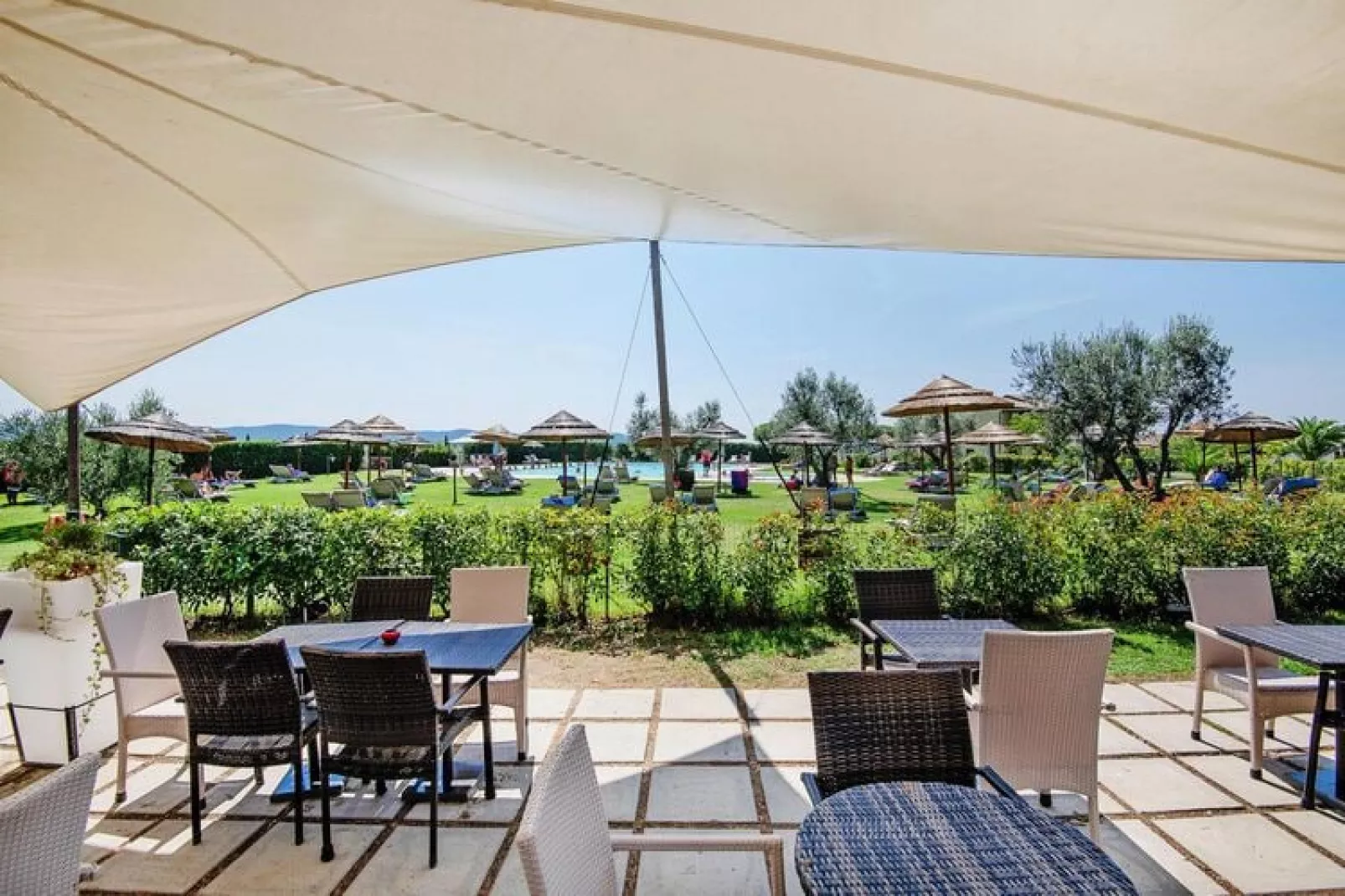 Ferienanlage Le Corti di Montepitti Suvereto-trilocale 5 - piano terra - EG-Terrasse