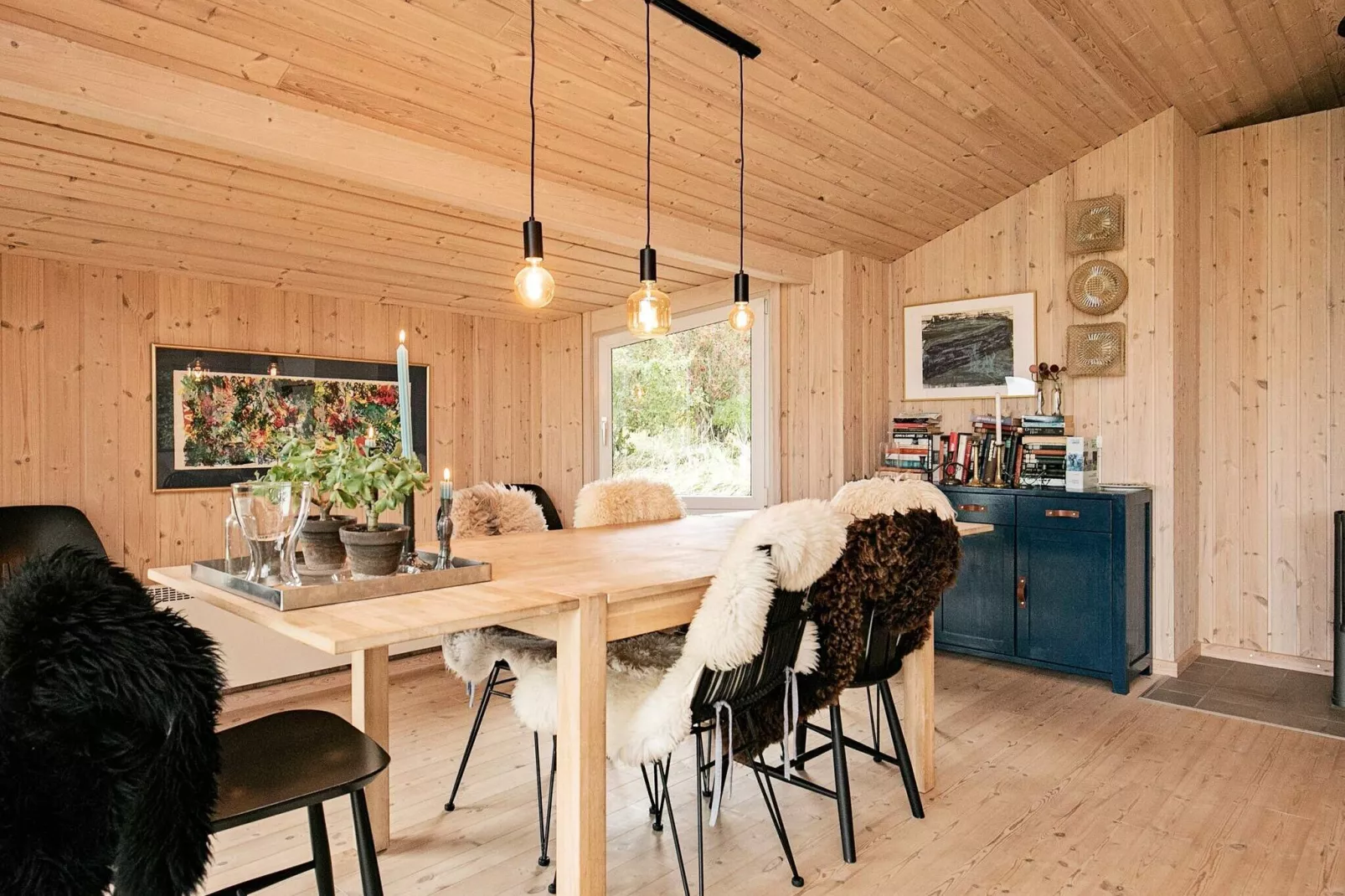 Seaside Serenity in LyngsAY-By Traum-Indoor