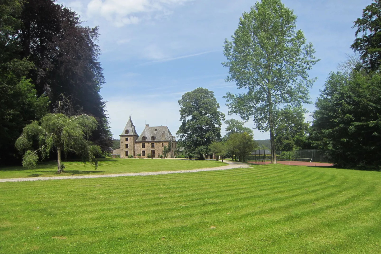 Castel Bodeux-Gärten Sommer