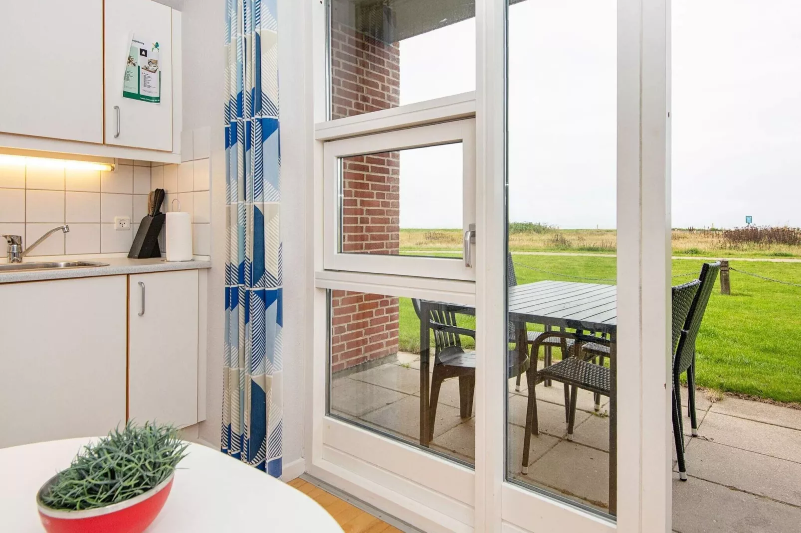 6 person holiday home in Højer-By Traum-Indoor