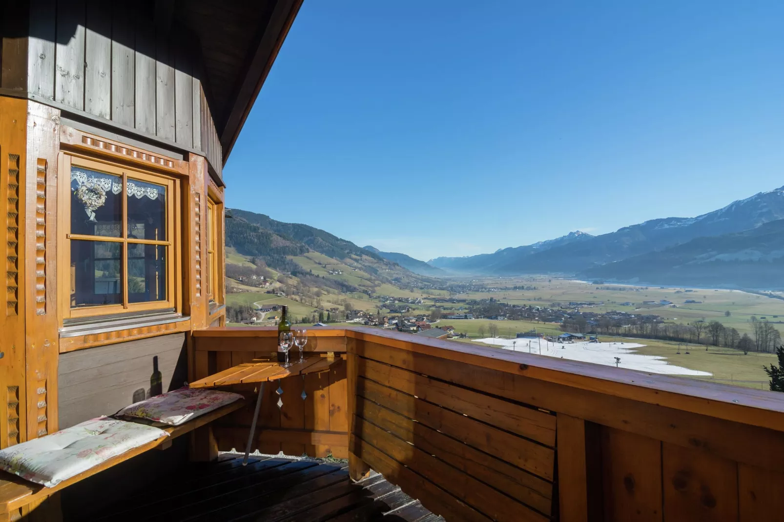 Chalet an der Piste-Balcon-terrasse