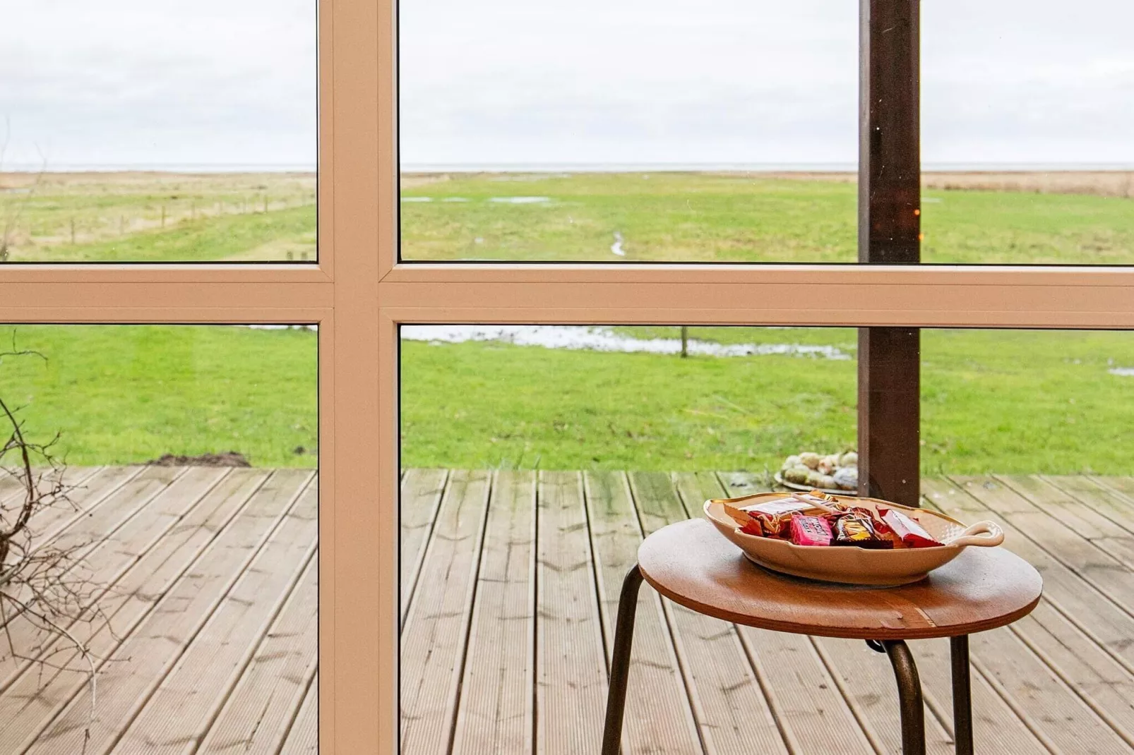 Seaside Serenity in LyngsAY-By Traum-Indoor