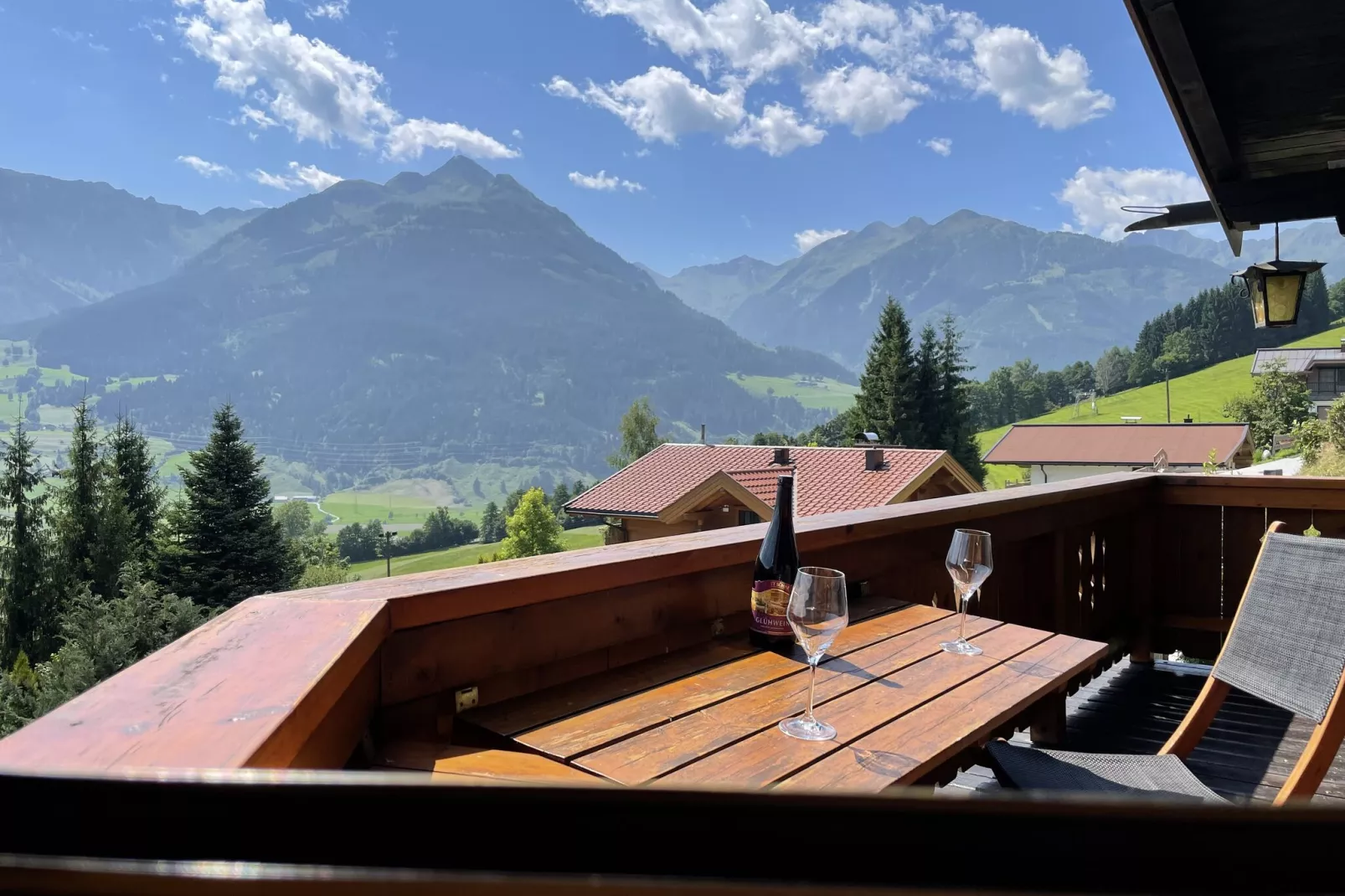 Chalet an der Piste-Balcon-terrasse