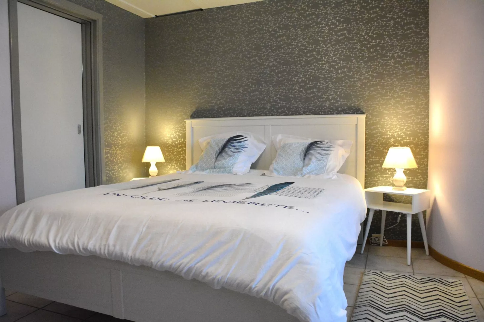 Le Refuge du Poète-Schlafzimmer