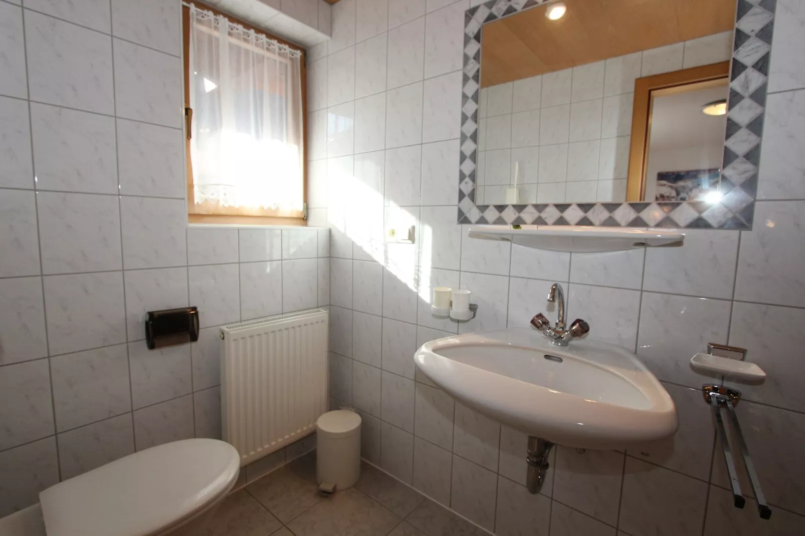 Haus Peppas-Bathroom