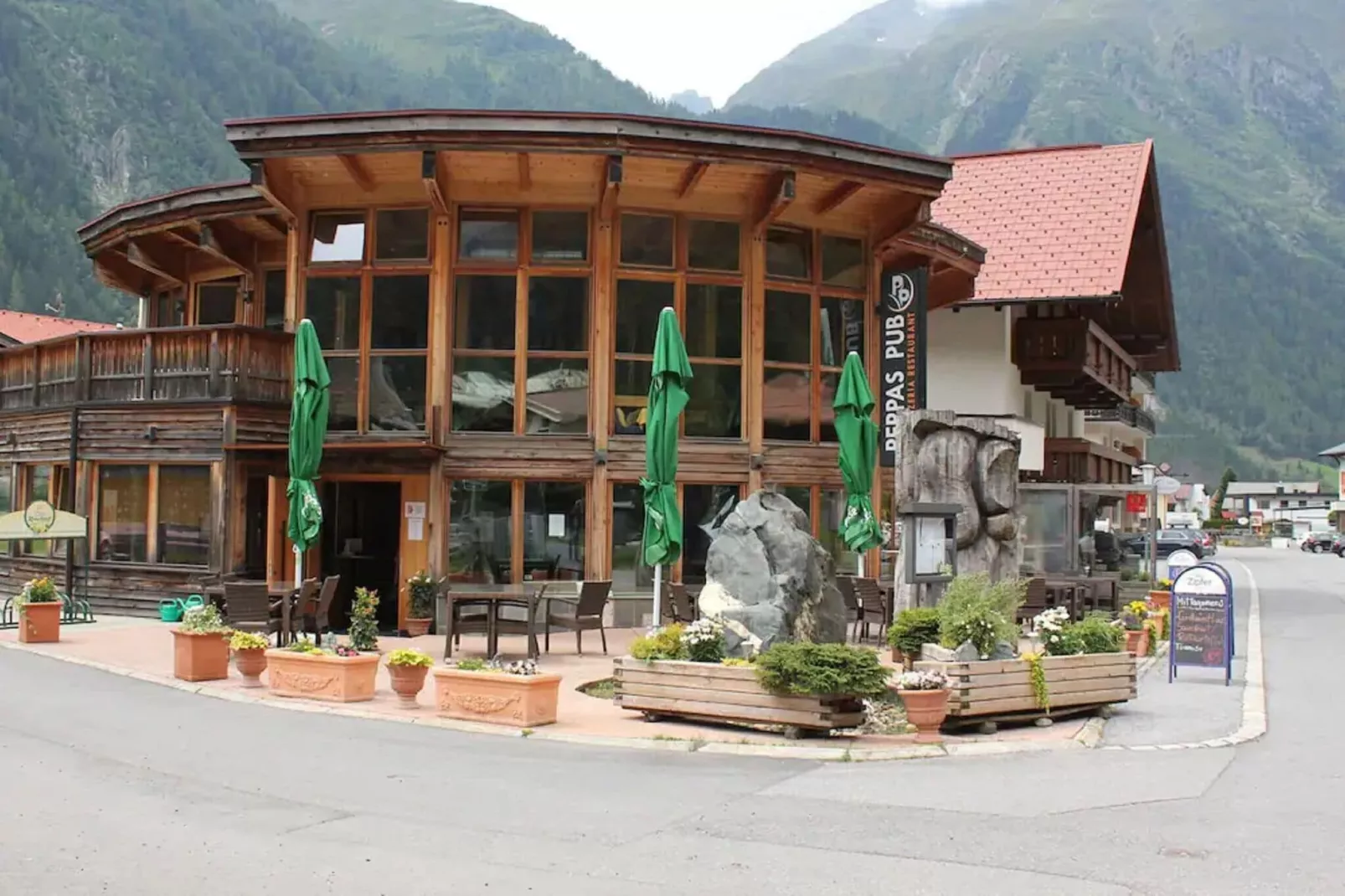 Haus Peppas-Exterior summer