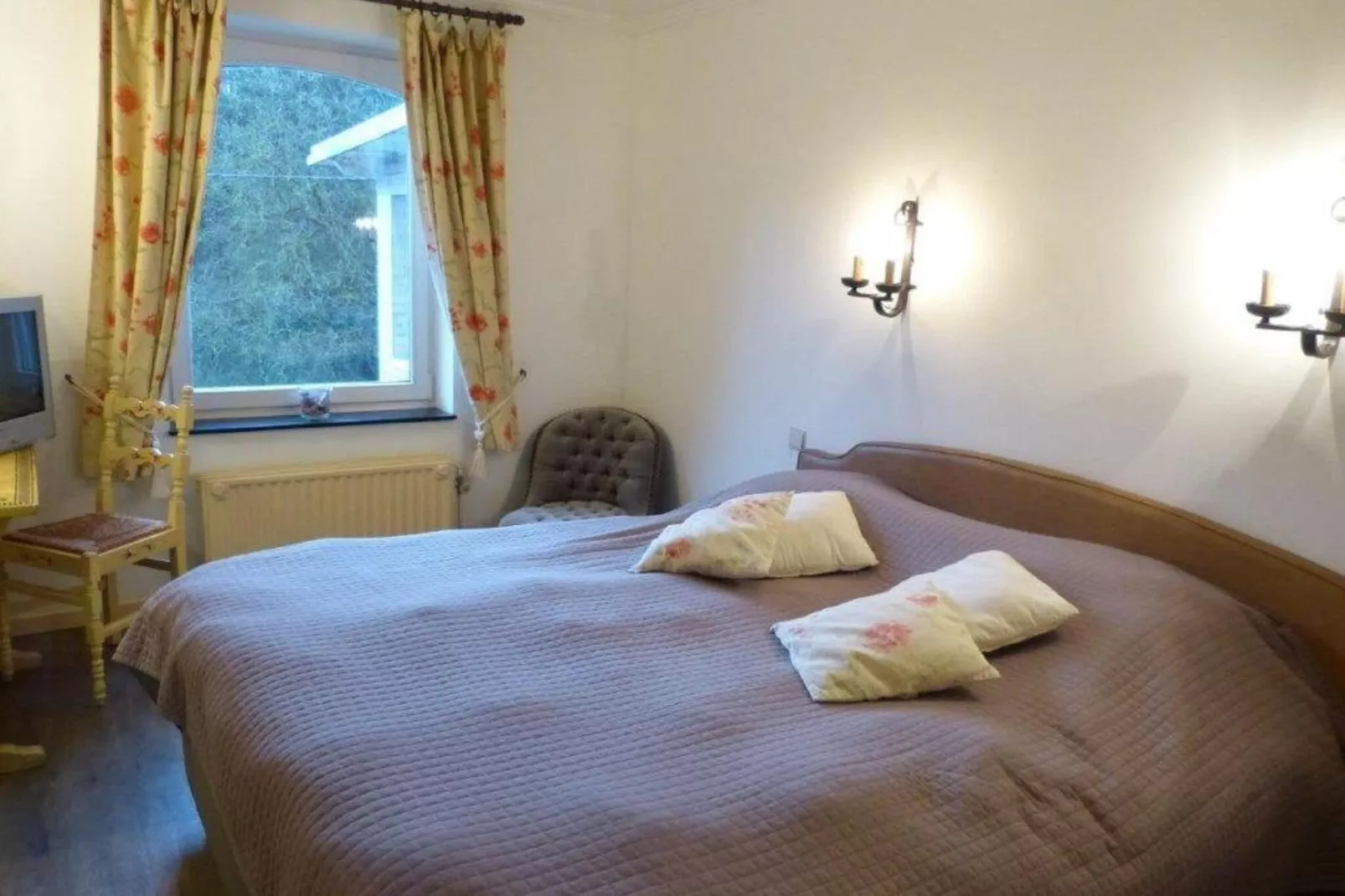 Domaine Le Ry d'Ave-Bedroom