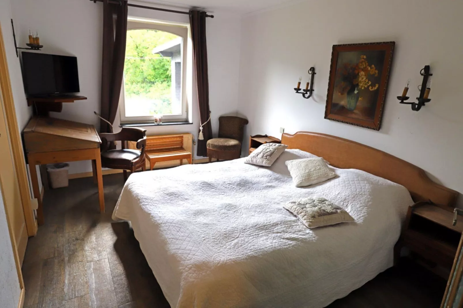 Domaine Le Ry d'Ave-Bedroom