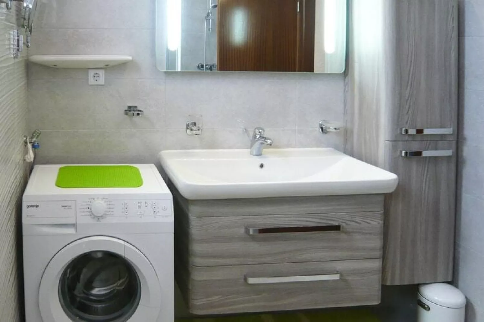 Apartments Adelheid Biograd-Typ A4 LUX ca 58 qm für 2 Pers-Bathroom