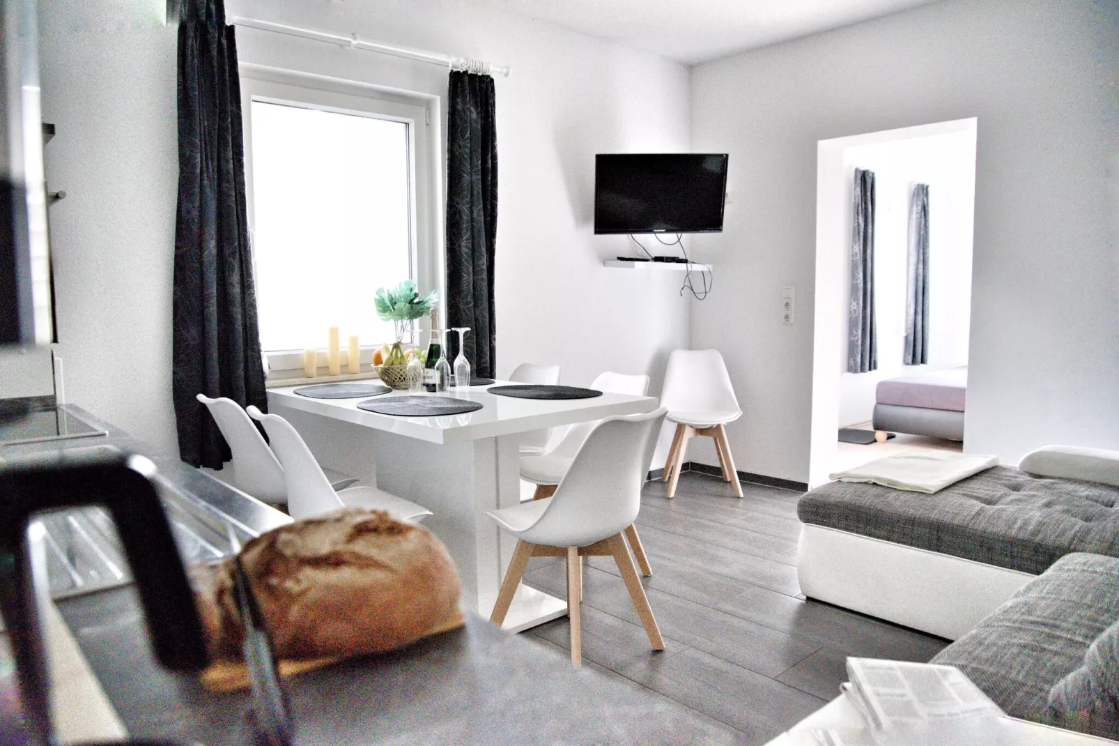 Ferienhaus mit Kamin-Living room