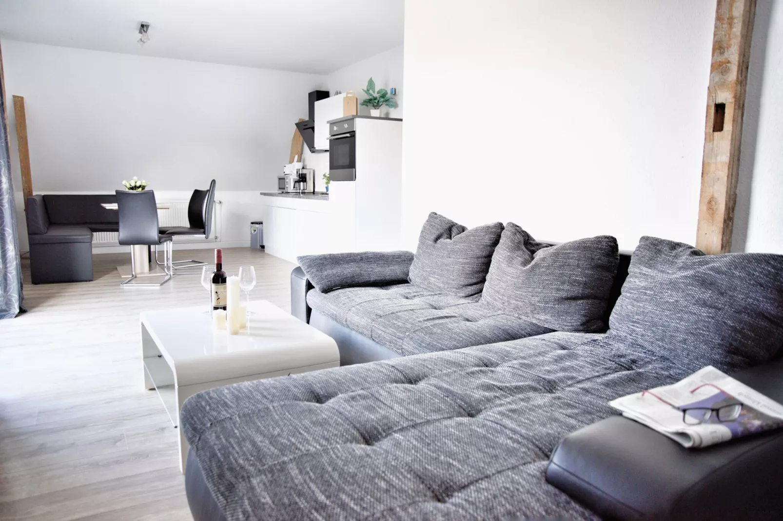 Ferienwohnung mit großer Dachterrasse-Dining room
