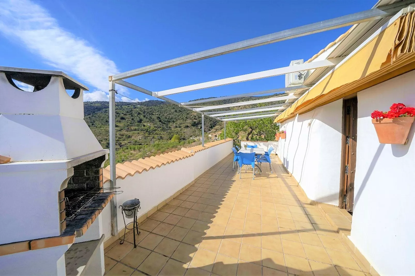 San Marcos-Terrace balcony