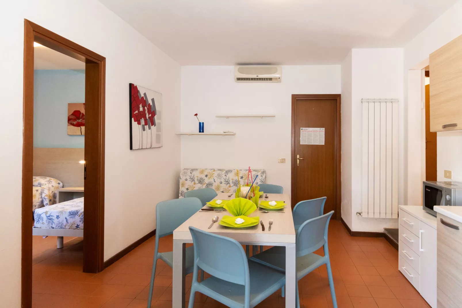 Marina Tipo Tre - Sei-Living room