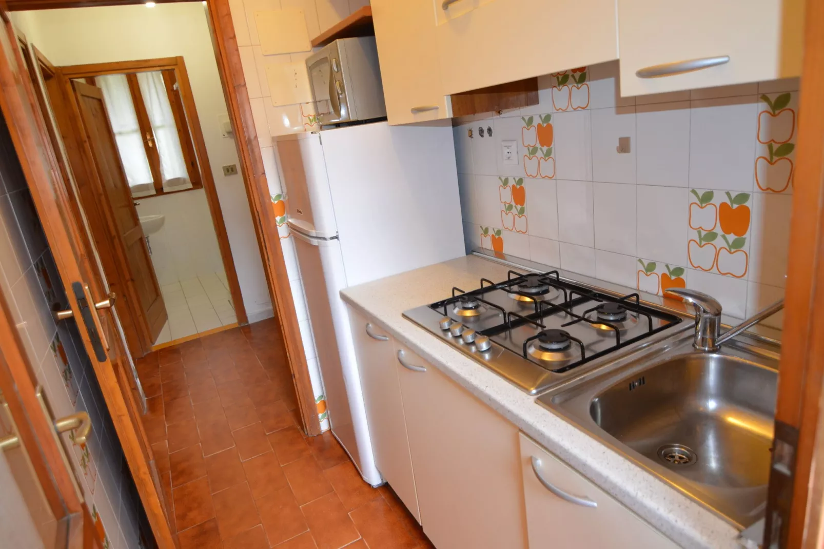 Marina Villetta Due-Kitchen