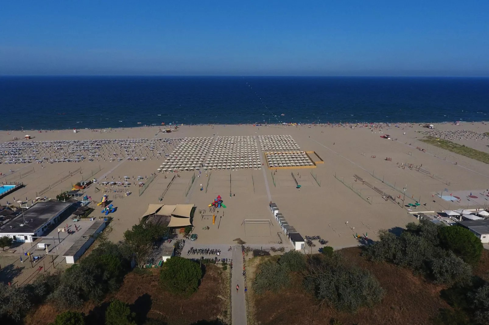 Marina Villetta Due-Areas summer 1km