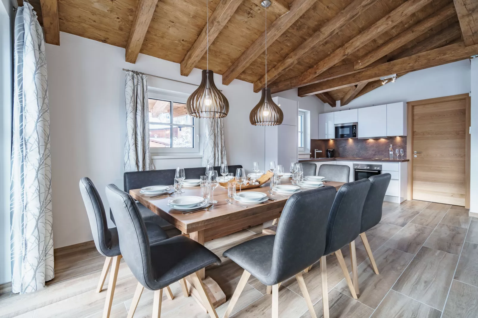 Green Garden Lodge A3 Walchen/Kaprun-Esszimmer