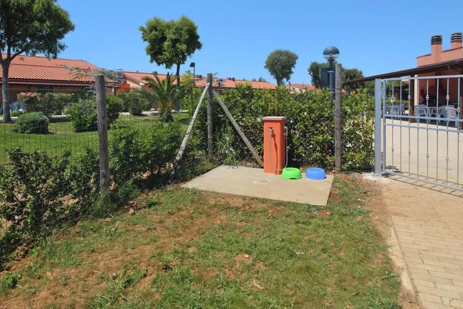 Holiday residence Rosa dei Venti, Vada-Bilo 5 Loft piano terra ponente-Gärten Sommer