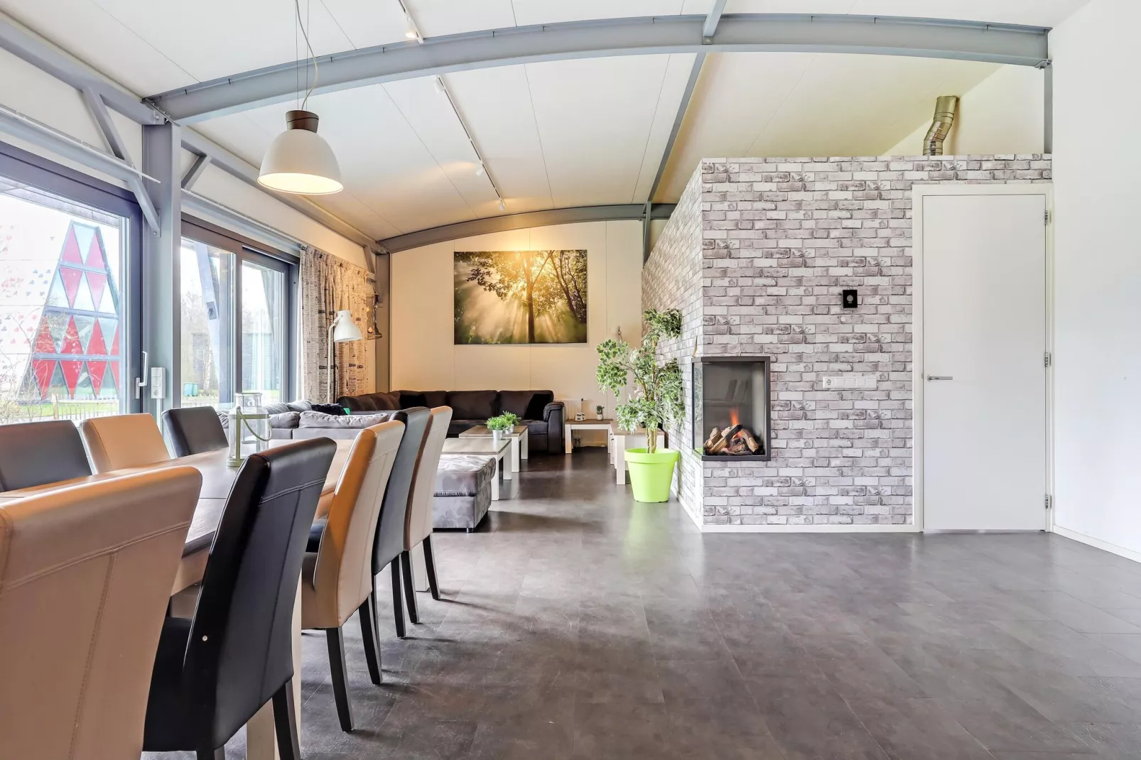 Villa Propos-Dining room