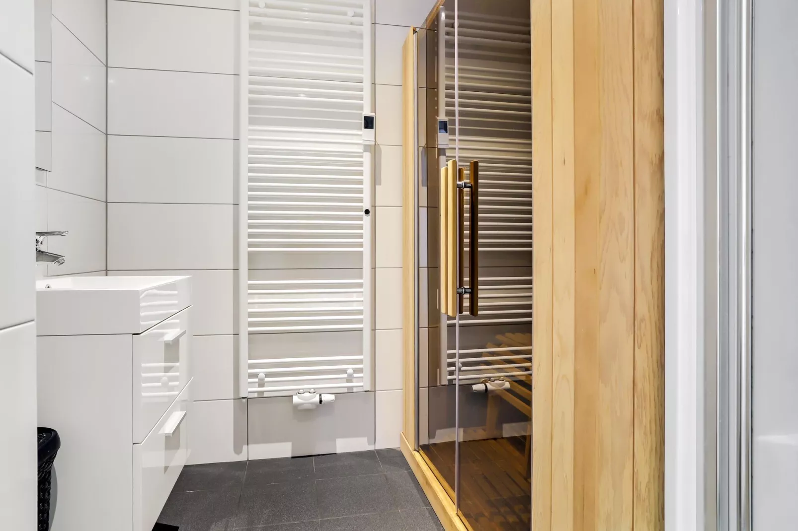 Villa Propos-Bathroom