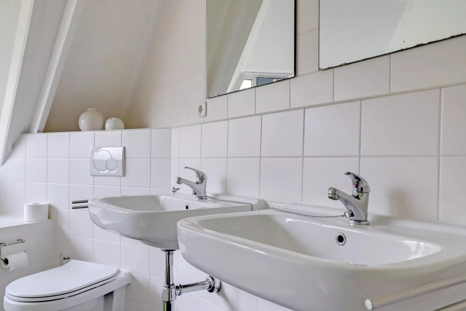 Villa Zonnewijzer-Bathroom