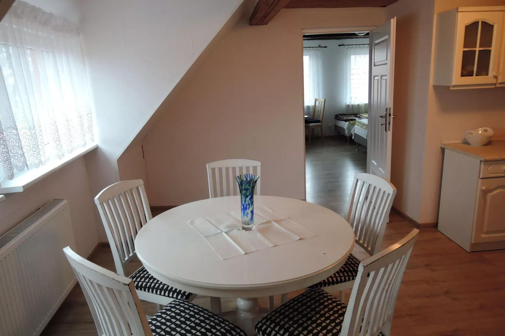 Red doored house Stepnica-Dining room
