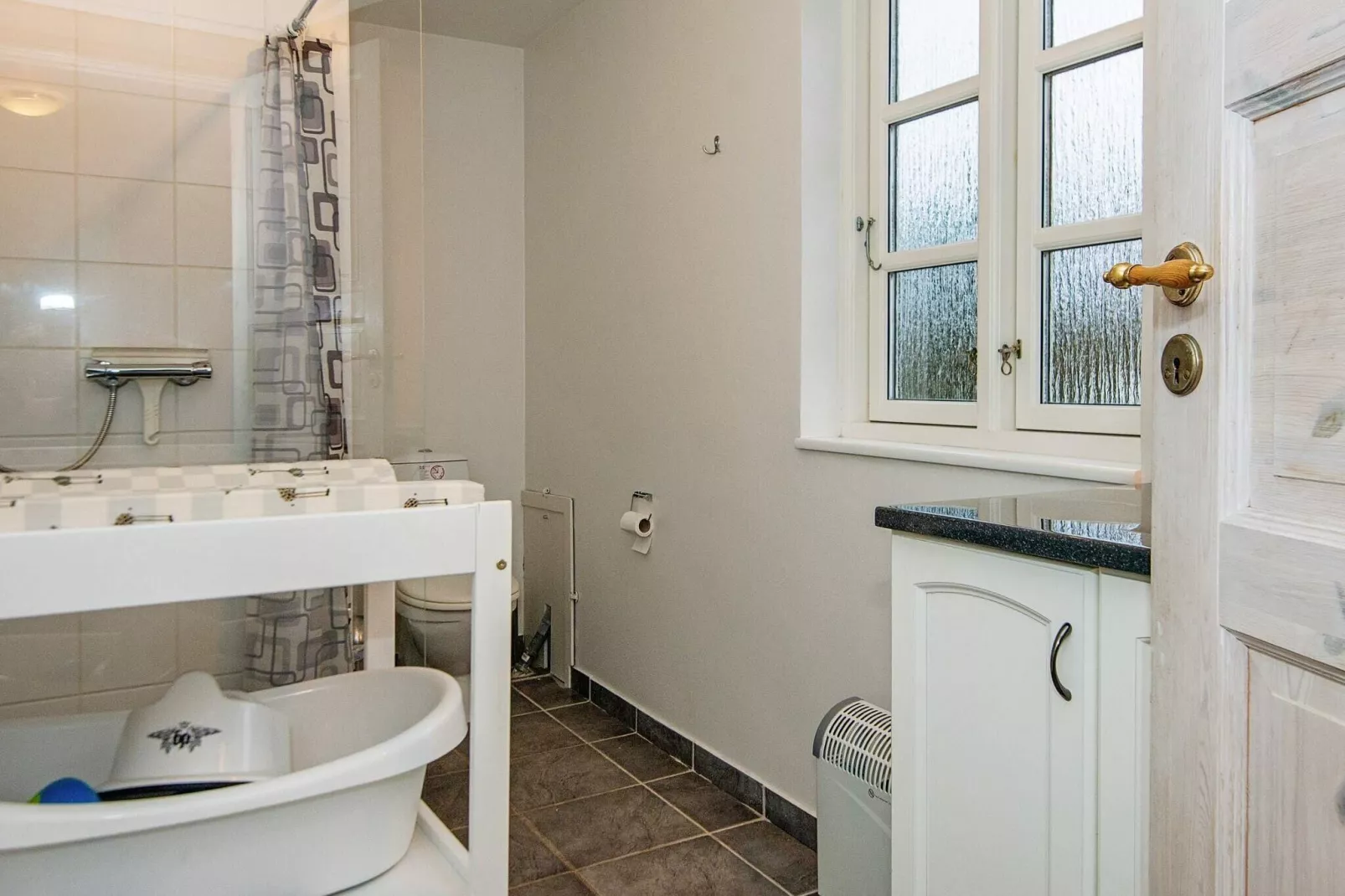 6 person holiday home in Broager-Indoor
