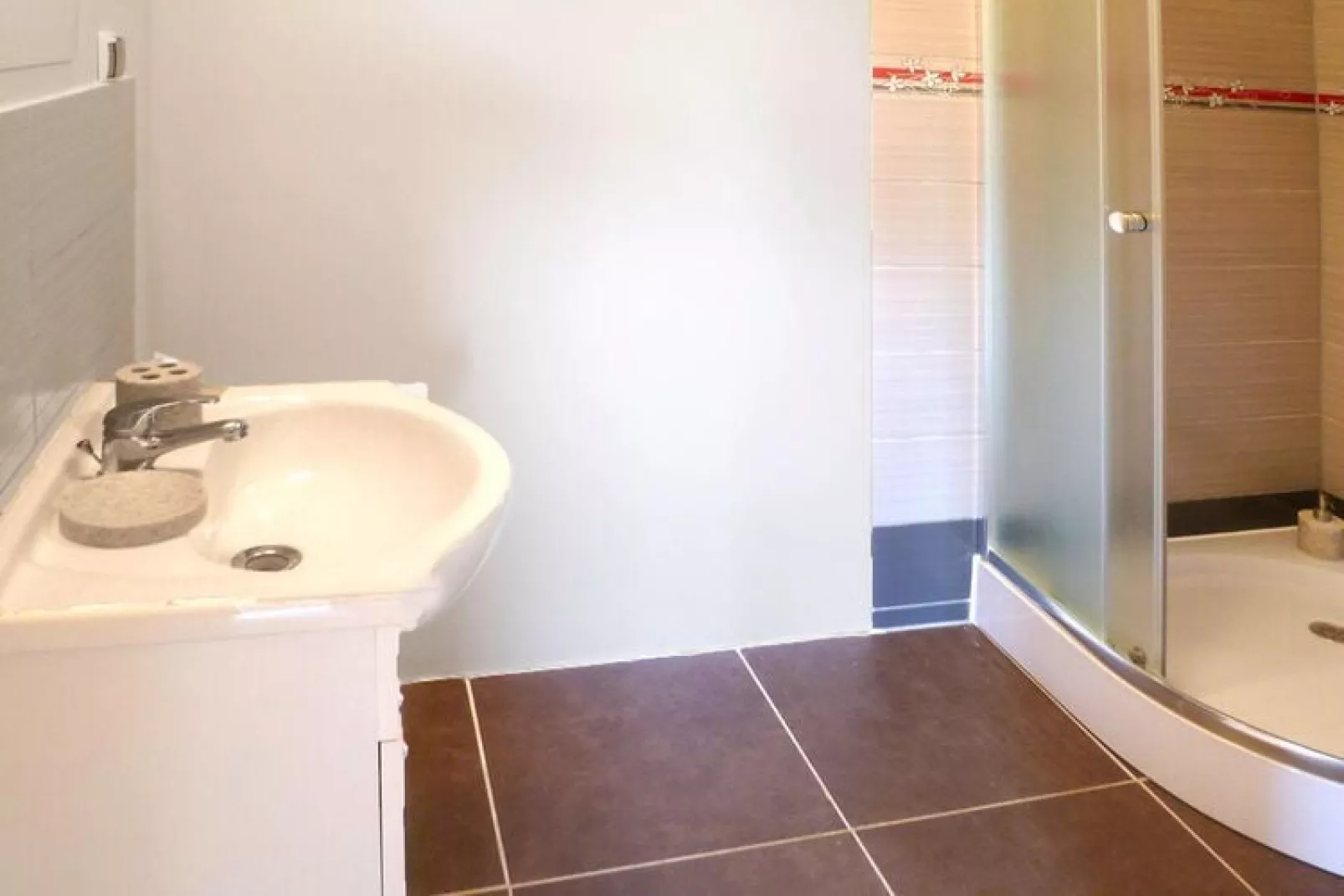 Holiday homes Kolczewo60 qm Typ A domek 60 qm-Bathroom
