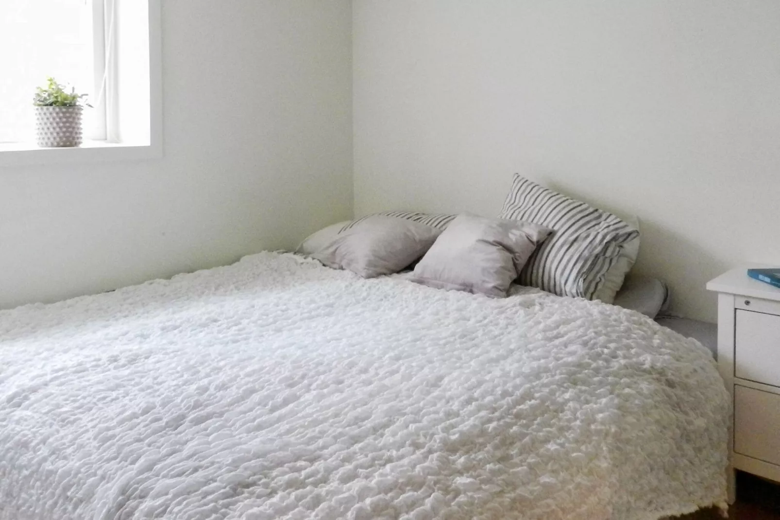 5 person holiday home in LYSEKIL-Indoor