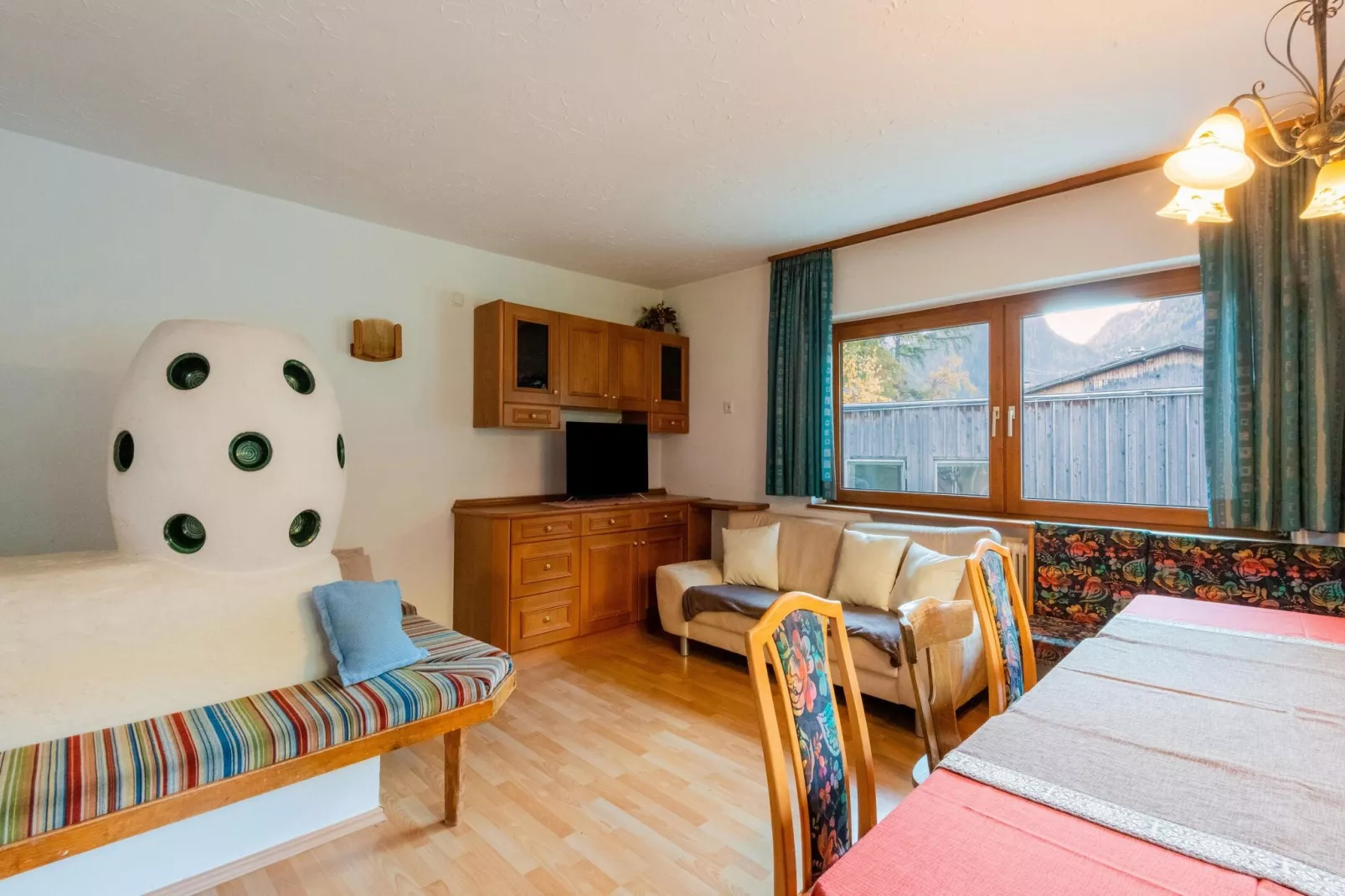 Chalet Friedl-Living room