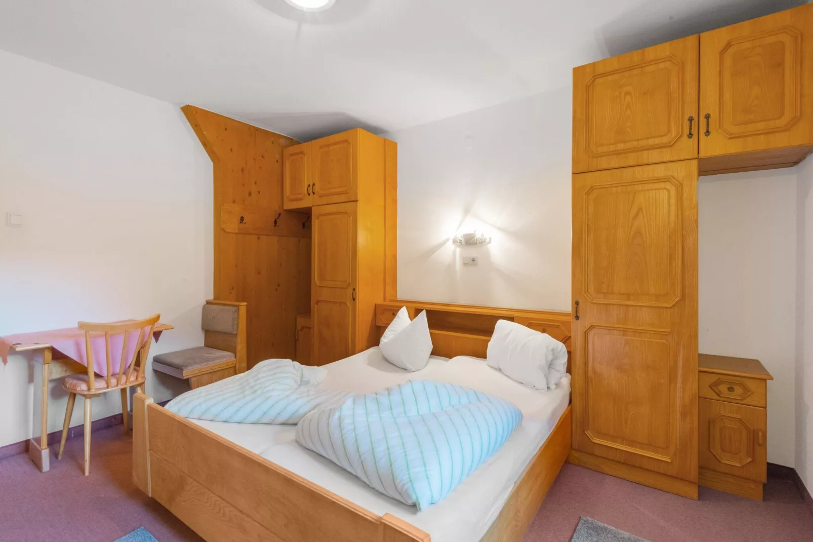 Chalet Friedl-Bedroom